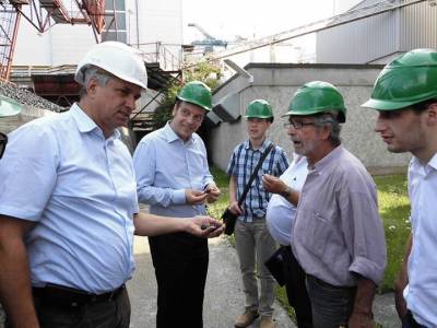 Mit der Jungen Union im Biomasse-Heizkraftwerk der SWU in Ulm - 
