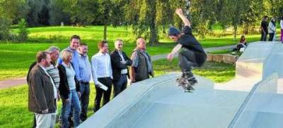 Besichtigung unserer neuen Skatebahn in Ehingen mit unserer CDU Fraktion - 